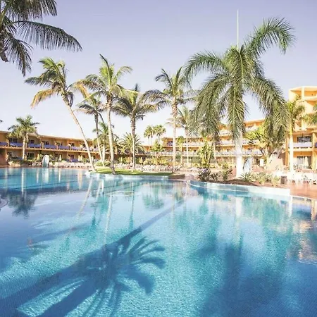 מלון Club Drago Park 4*