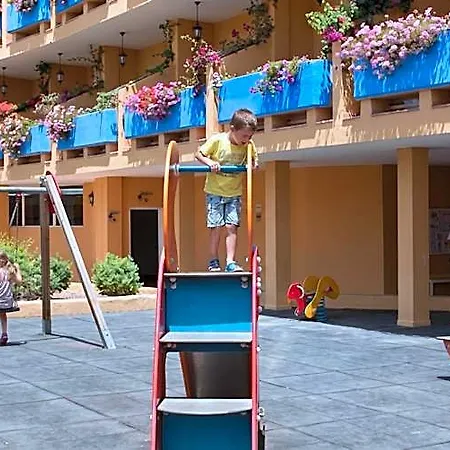 Drago Park By Pierre & Hotel 4*